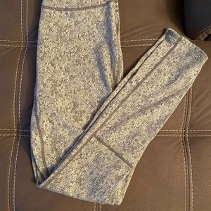 Grey pixaled leggings from gym shark!